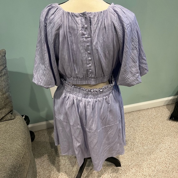 DAVI & DANI Light Purple Garment - Picture 2 of 4